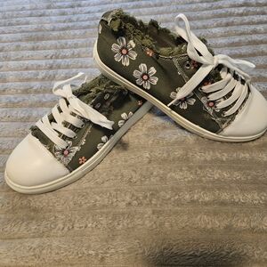 SALE ** Floral Sneakers - Green and White
